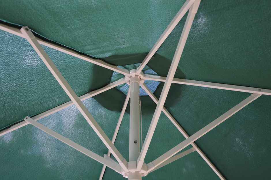 Outdoor patio sun shade